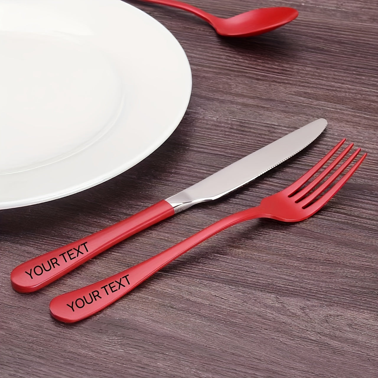 Personalized Set of 5/20/30/40pcs of Red Stainless Steel Cutlery, Suitable for Kitchen And Dining, Featuring Mirror-Polished Knives And Safe for Dishwasher Use.