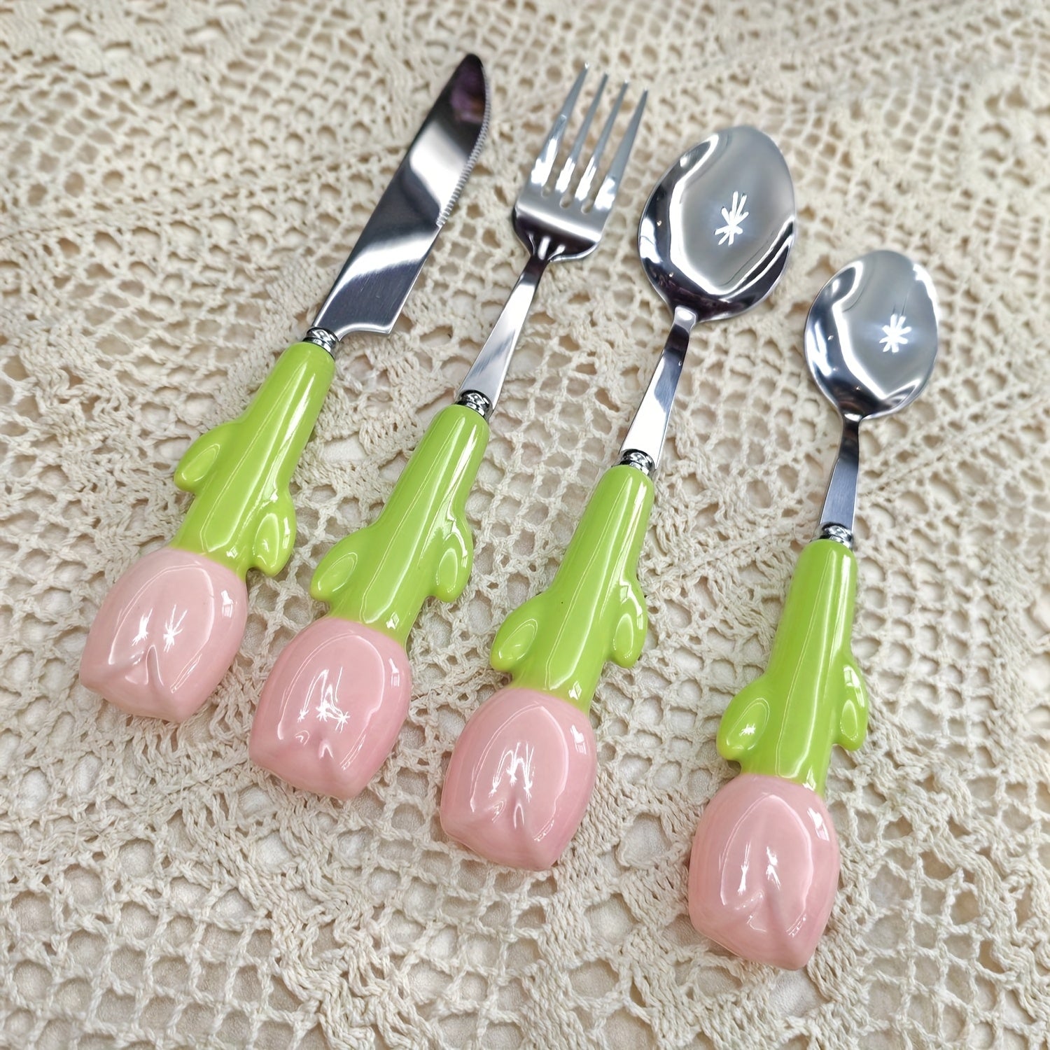 24pcs Unique Ceramic Handle Steak Knife, Dessert Spoon, Fork, and Spoon Tableware Set - Creative Kitchen Tools and Accessories Including Knife, Fork, and Spoon - Very Cute, Suitable for Daily Family Dining, Birthday Parties, and Festival Parties